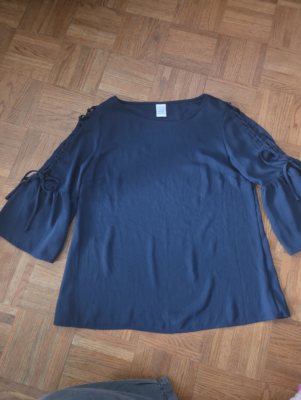 Trend and True Women's Navy Ruffle Sleeve Top
